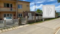 0114, Rodinný dom ul. Hurbanova - Handlová okres PRIEVIDZA