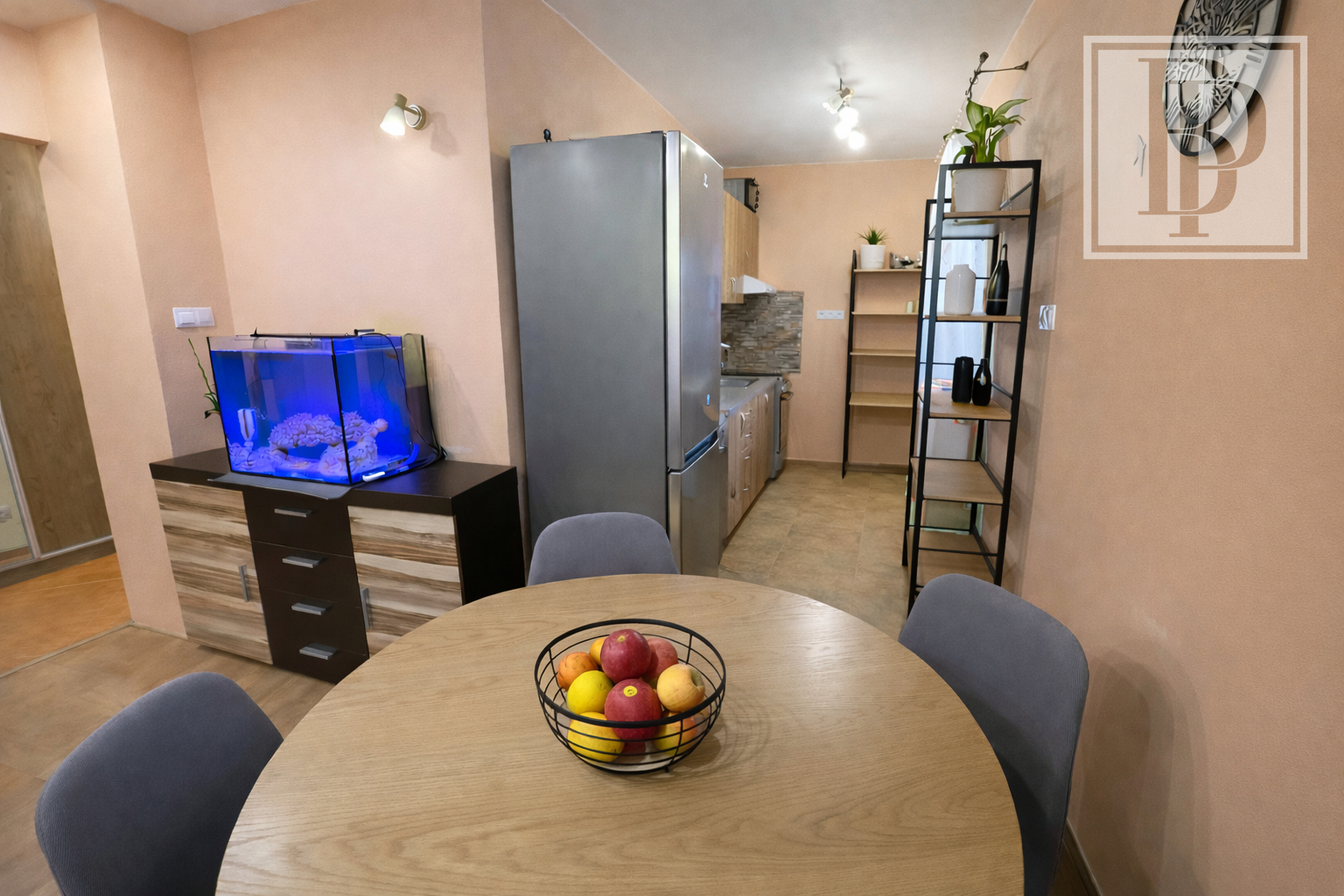 3D3BCC61-C957-4484-8137-280ED6B1B06B