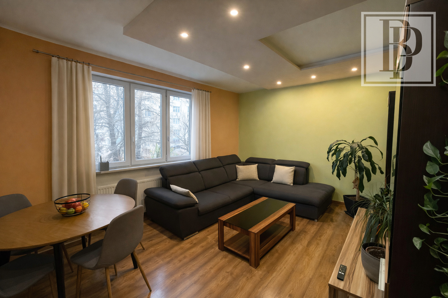 DFF45C46-9EB7-47B4-91B0-A6C3DBFDF6F8