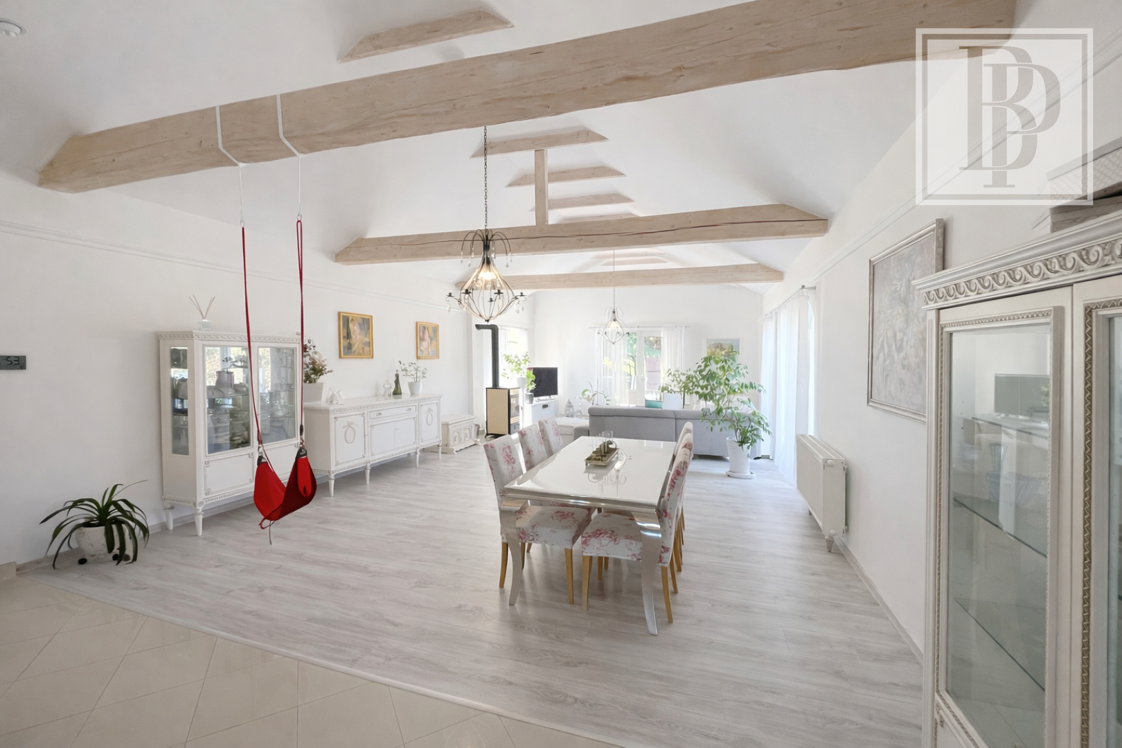 3849F378-369E-4026-8D61-8E9212FA84AB (Large)